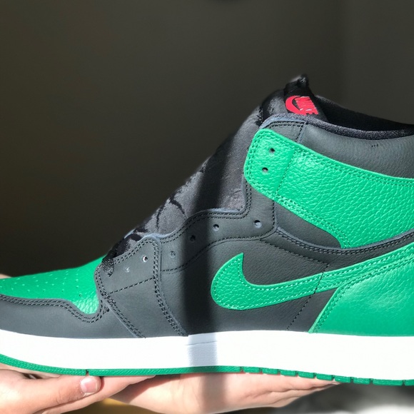 Air Jordan 1 High Pine Green - Picture 3 of 6